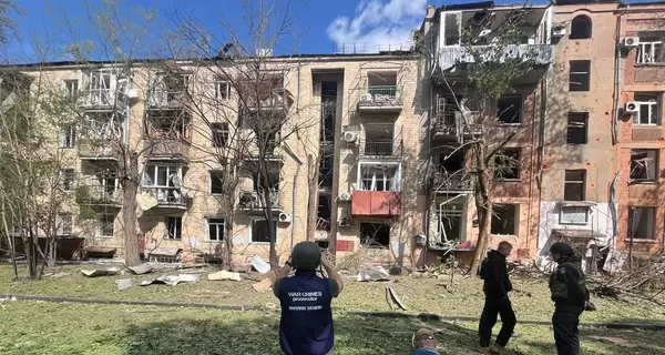 Росія у Великдень атакувала Харків трьома КАБами, 15 постраждалих (оновлено)